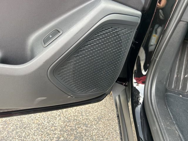 New 2026 Chevrolet Traverse LT image 14