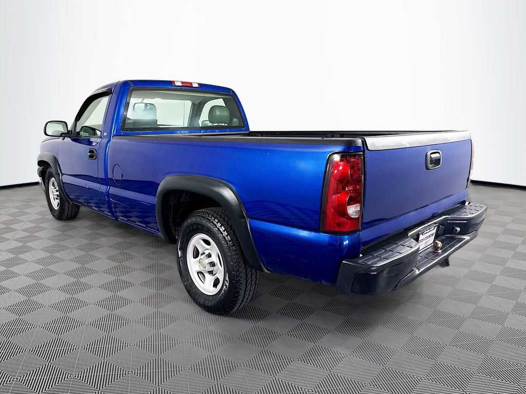Used 2004 Chevrolet Silverado 1500 W/T RWD image 5