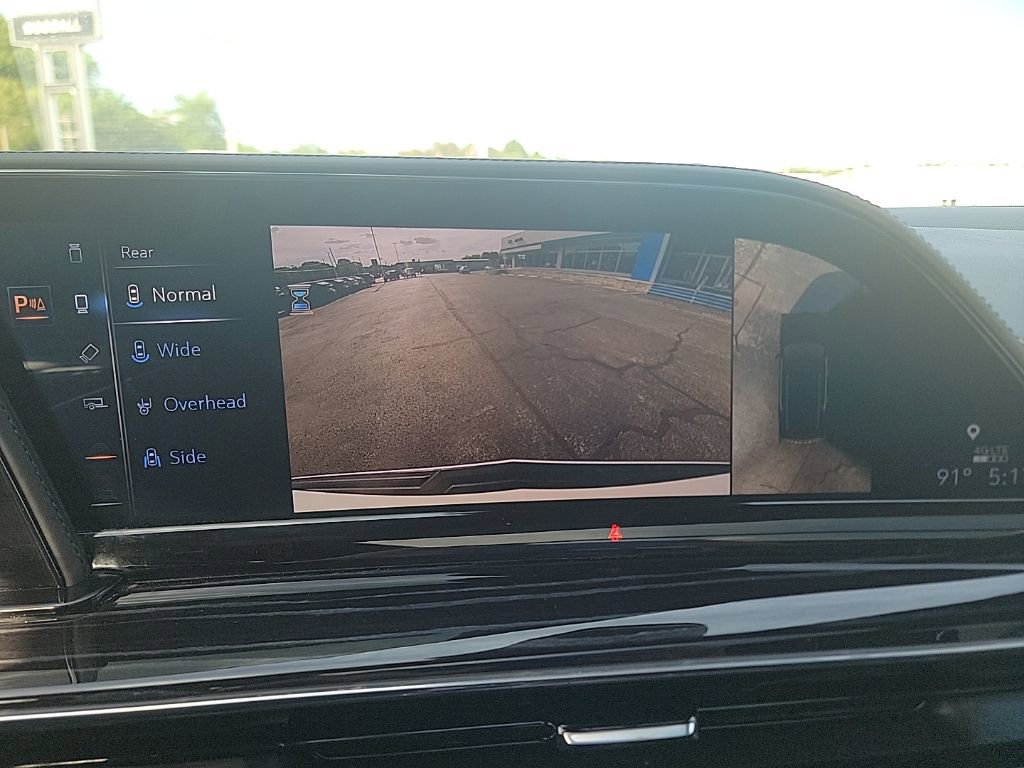 Used 2021 Cadillac Escalade Sport w/ Driver Assist Tech Package image 16