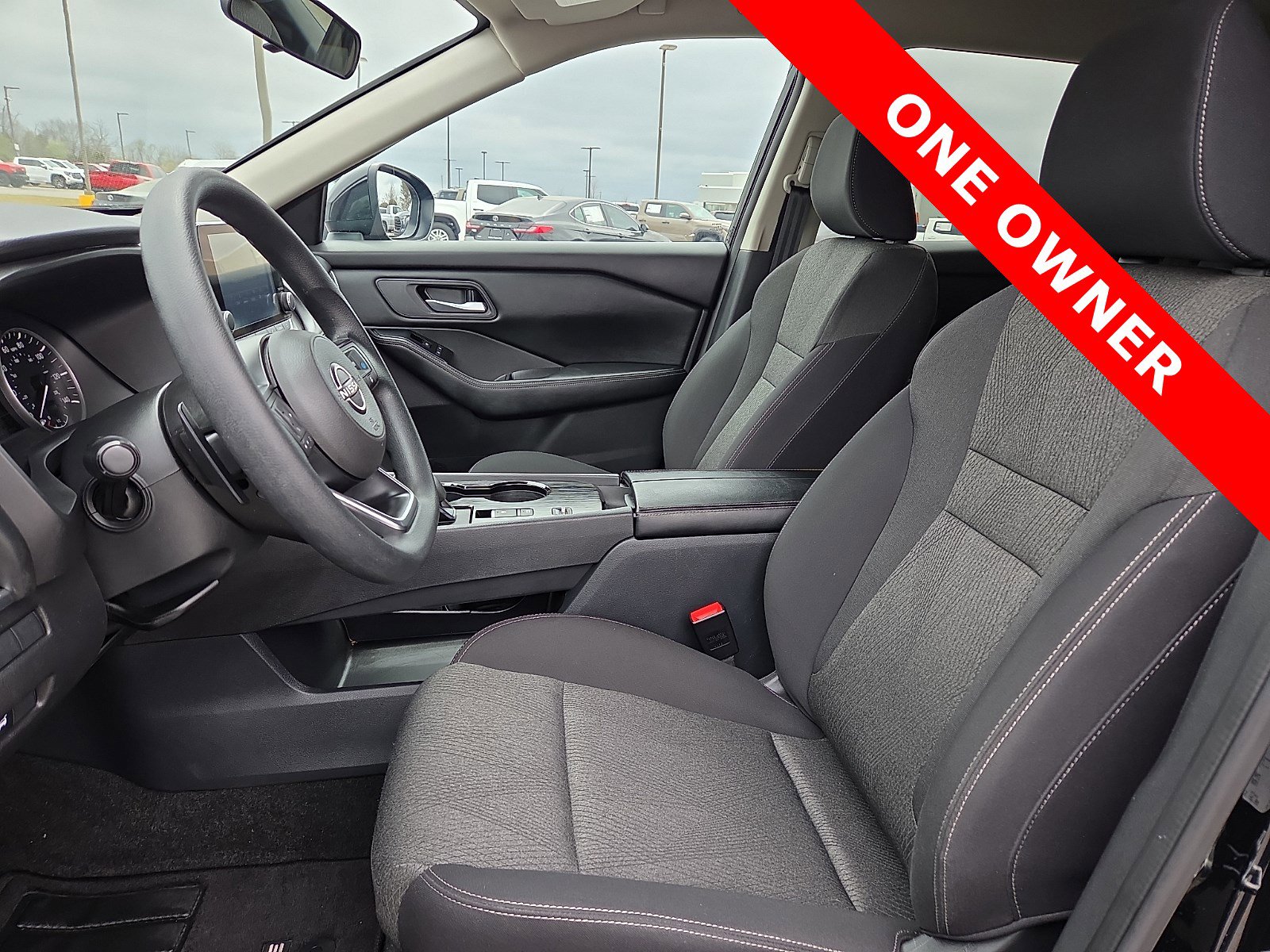 Used 2024 Nissan Rogue SV FWD image 15