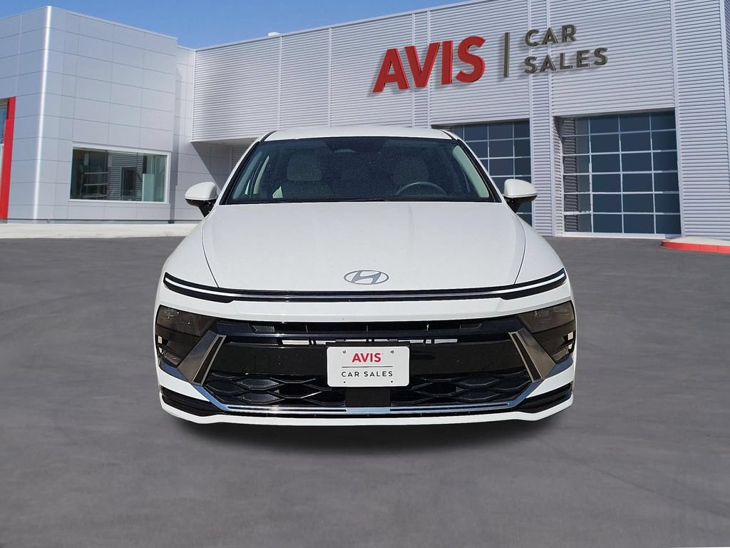 Used 2025 Hyundai Sonata SEL FWD image 2