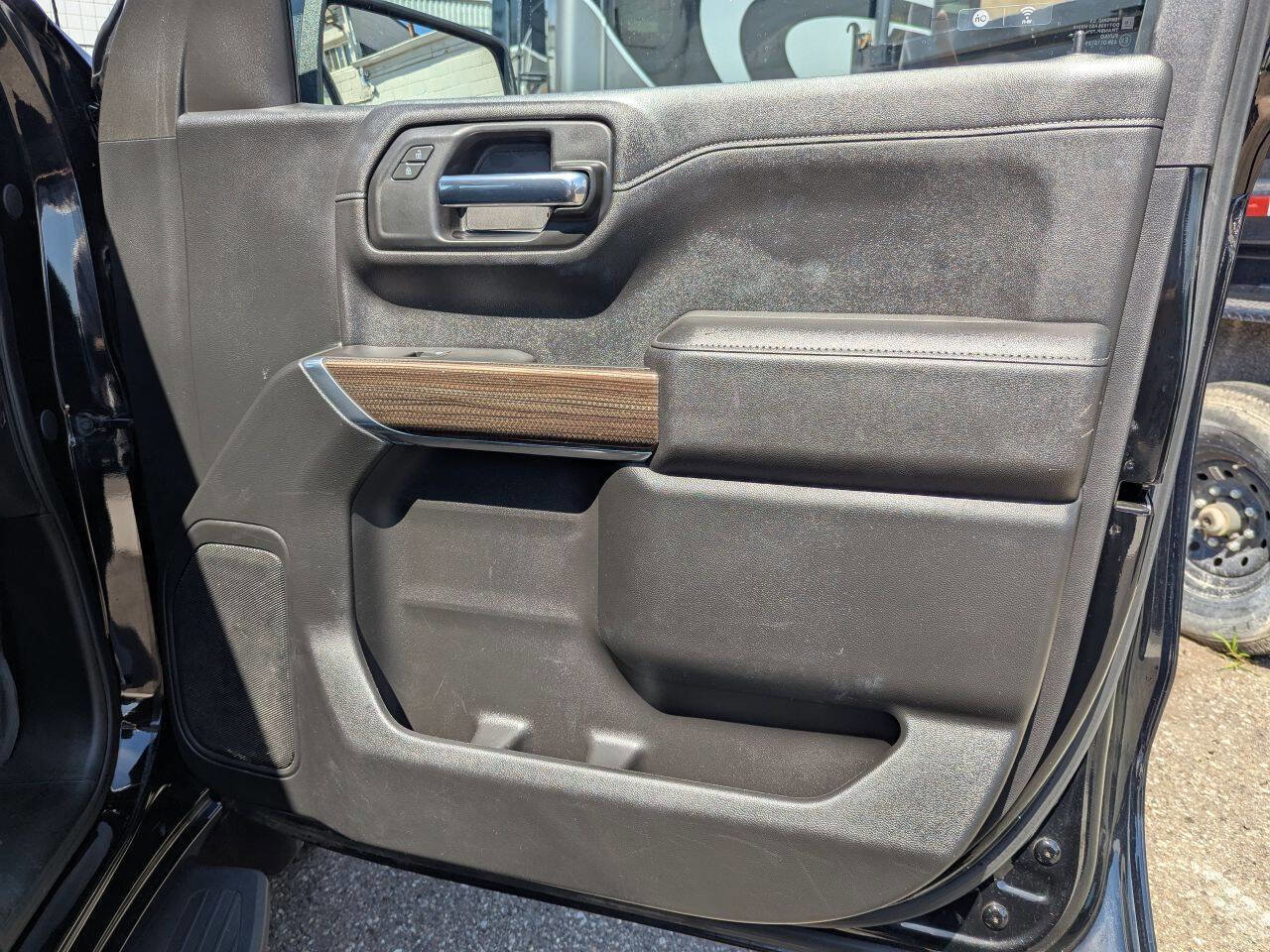 Used 2020 Chevrolet Silverado 1500 RST w/ All-Star Edition image 9