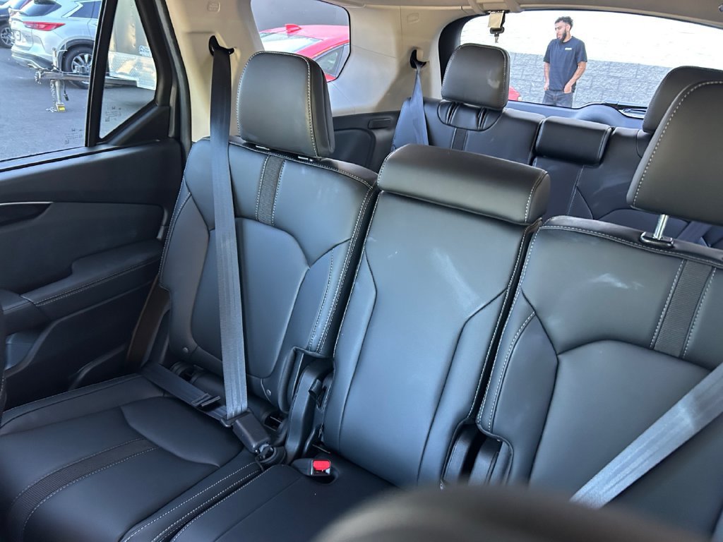 Certified 2025 Honda Pilot EX-L image 18