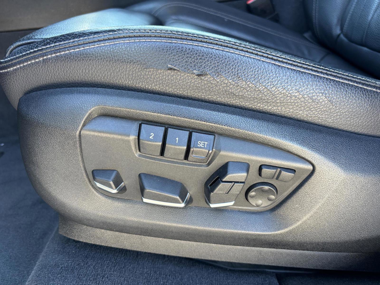 Used 2017 BMW X5 xDrive50i AWD/4WD image 21