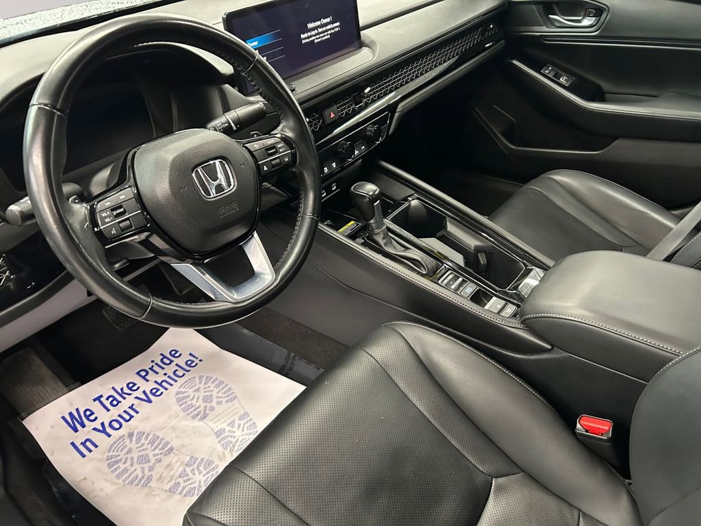 Used 2023 Honda Accord Touring image 10
