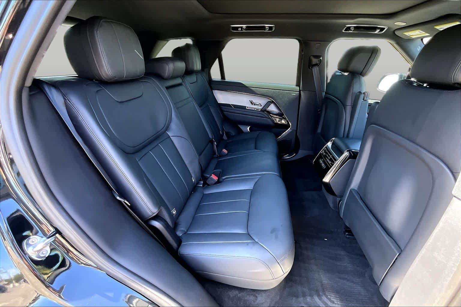 Used 2025 Land Rover Range Rover Sport Dynamic SE AWD/4WD image 19