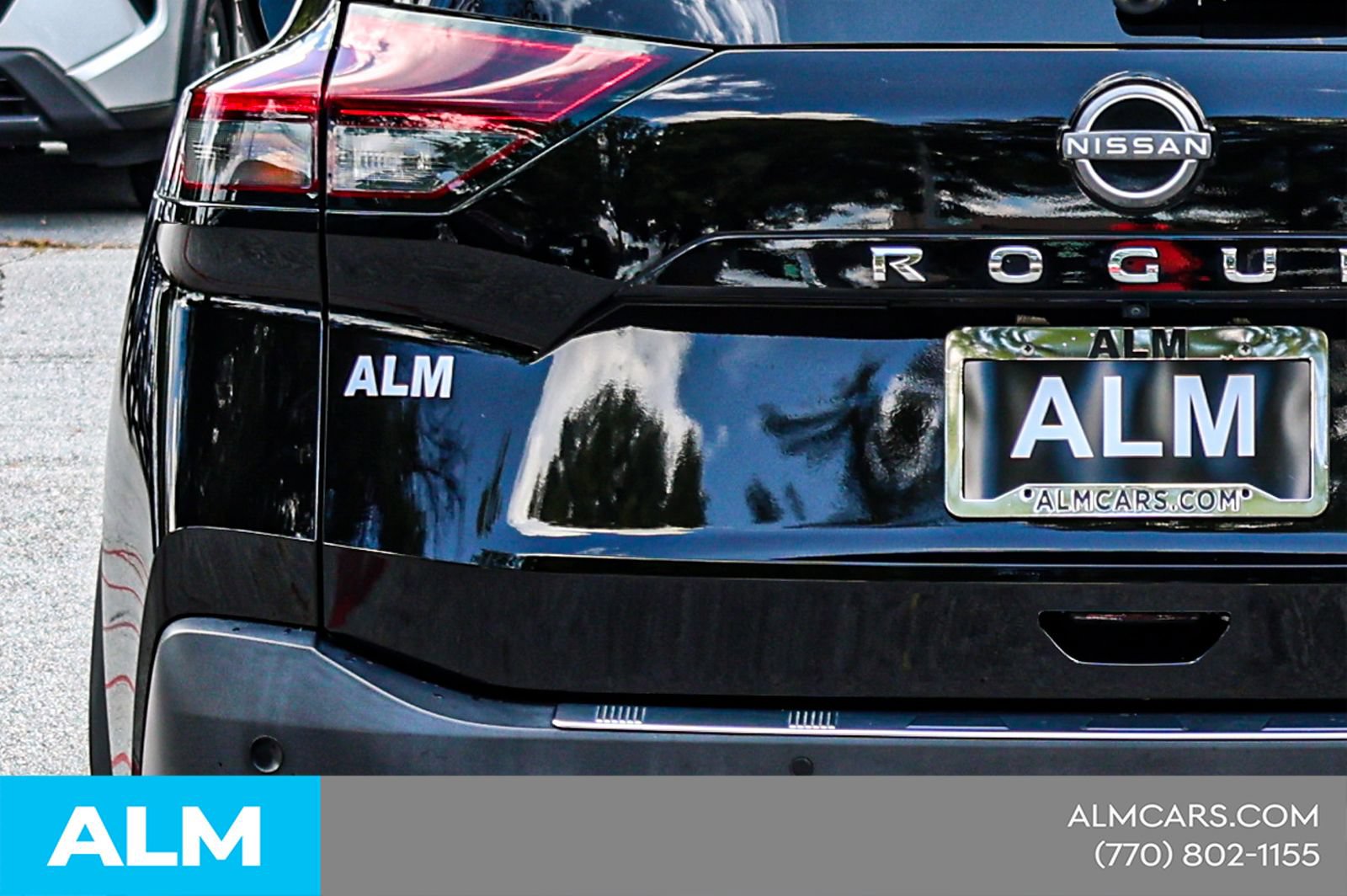 Used 2023 Nissan Rogue SV FWD image 13