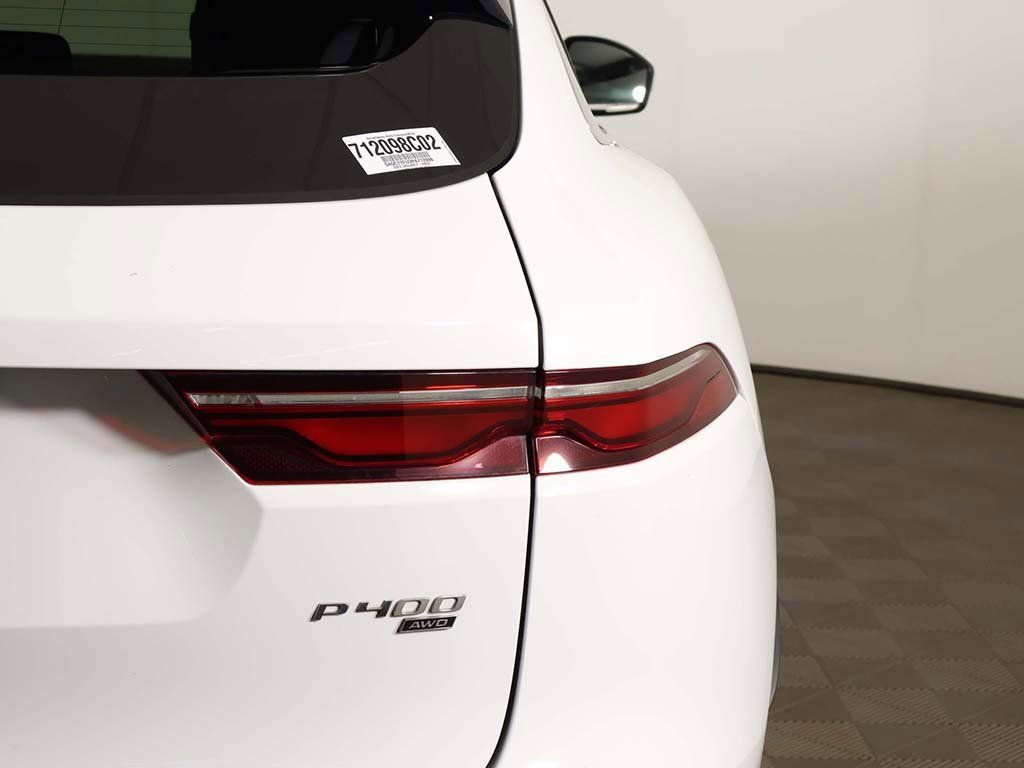 Used 2023 Jaguar F-PACE R-Dynamic S AWD/4WD image 18