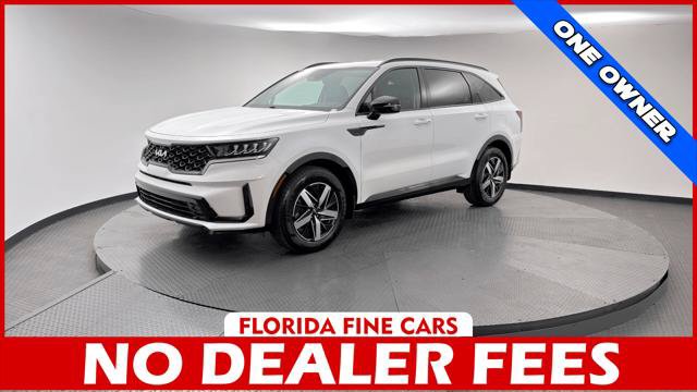 Used 2022 Kia Sorento S FWD image 1