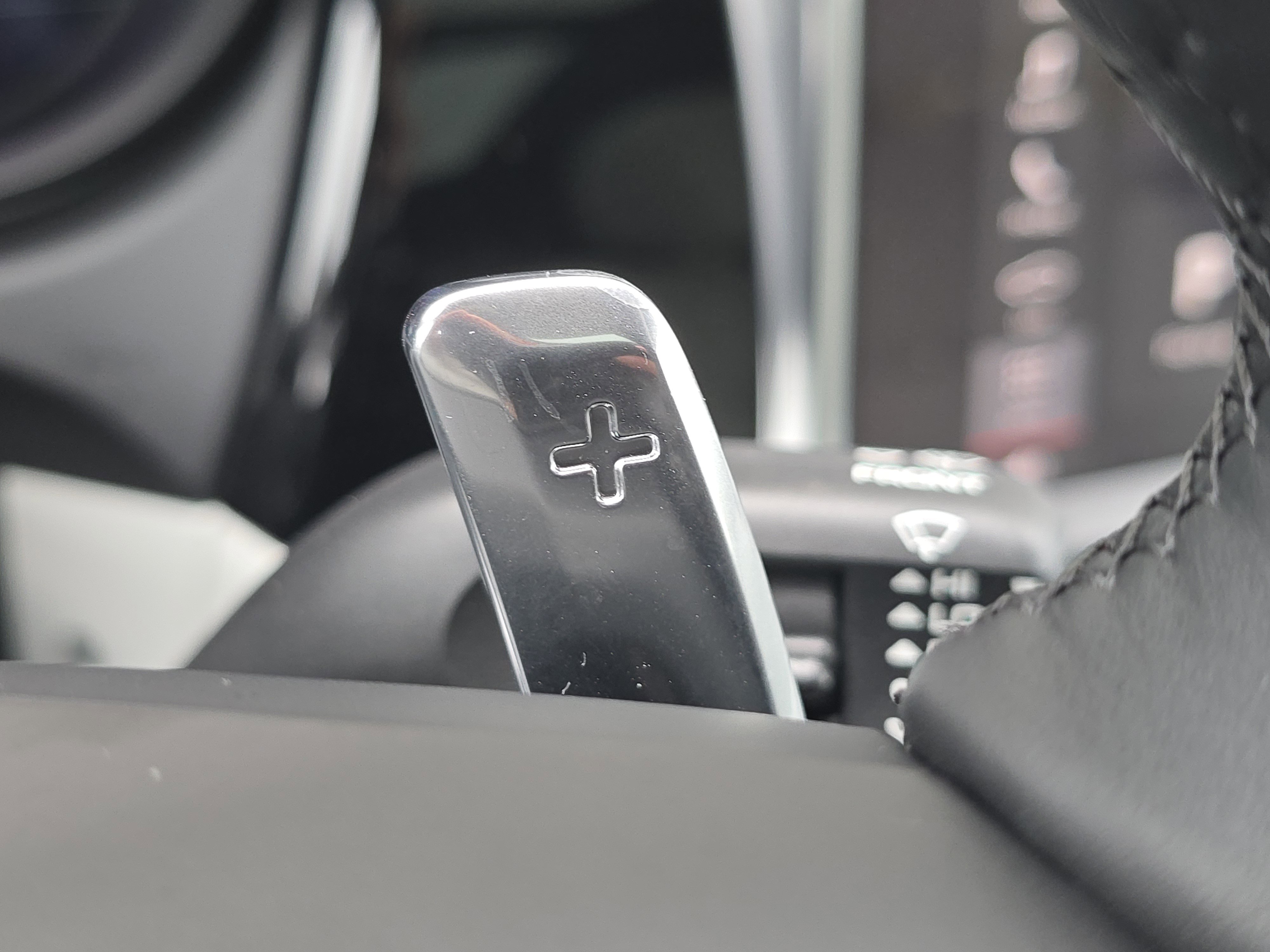 New 2026 Porsche Macan image 27