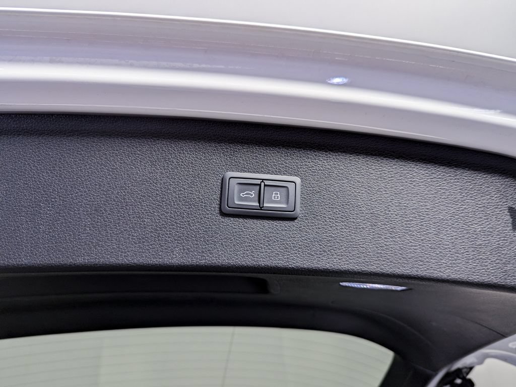 Used 2021 Audi Q5 2.0T Premium w/ Convenience Package AWD/4WD image 44