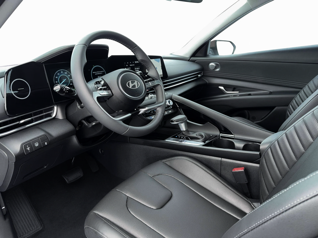 New 2026 Hyundai Elantra Limited FWD image 14