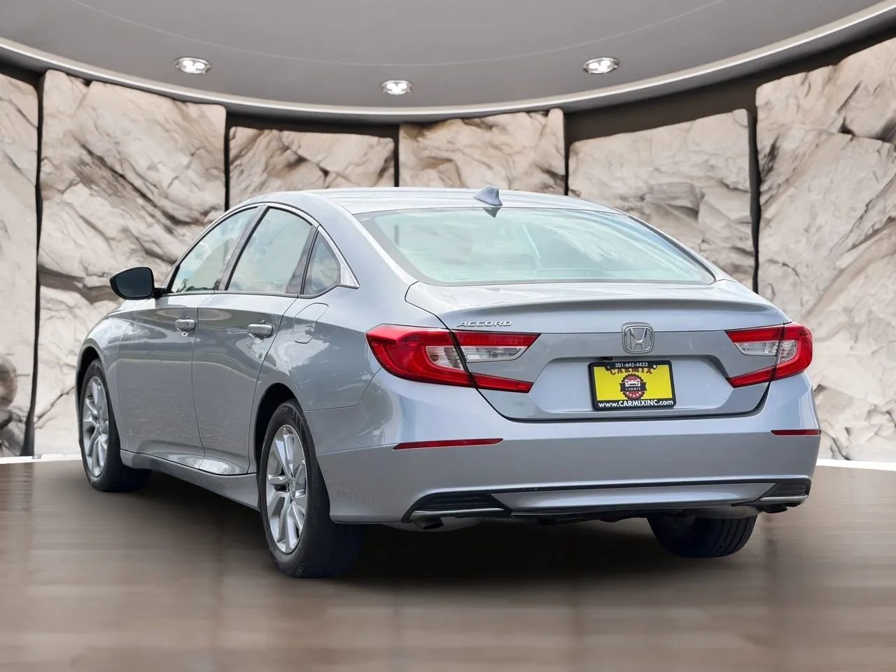 Used 2019 Honda Accord LX image 25