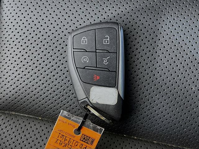 Used 2023 Buick Envision Essence w/ Sport Touring Package FWD image 12