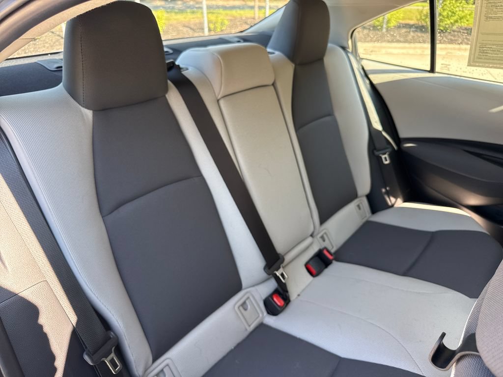 Used 2024 Toyota Corolla LE FWD image 34