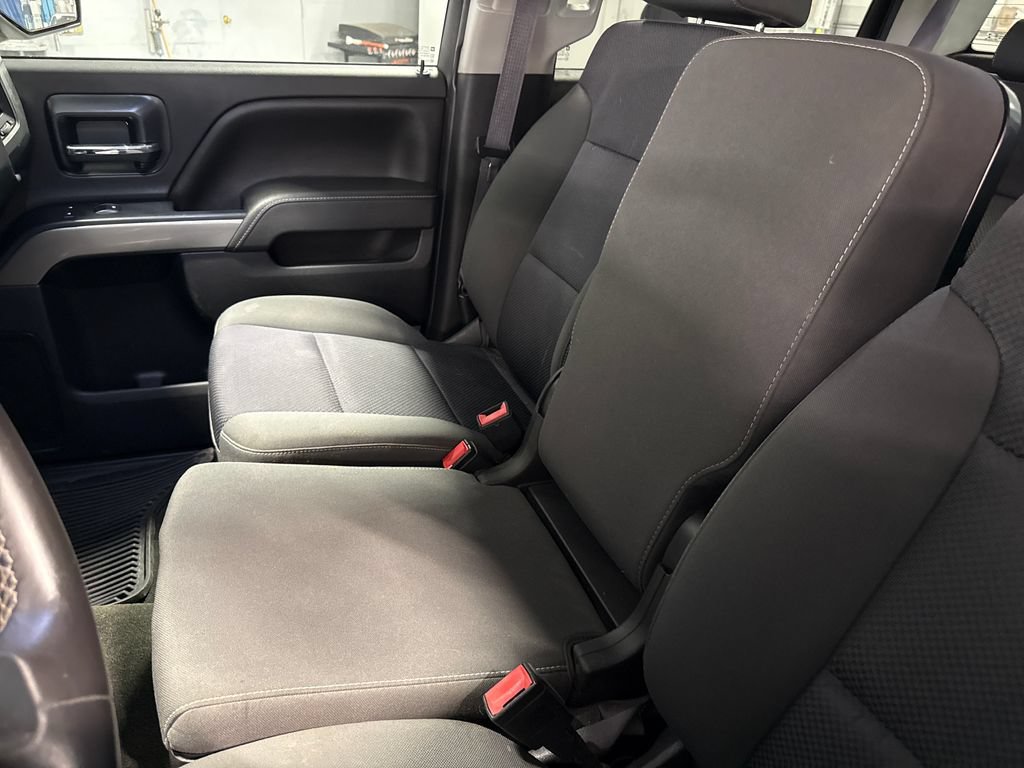 Used 2015 Chevrolet Silverado 1500 LT w/ LT Convenience Package AWD/4WD image 21