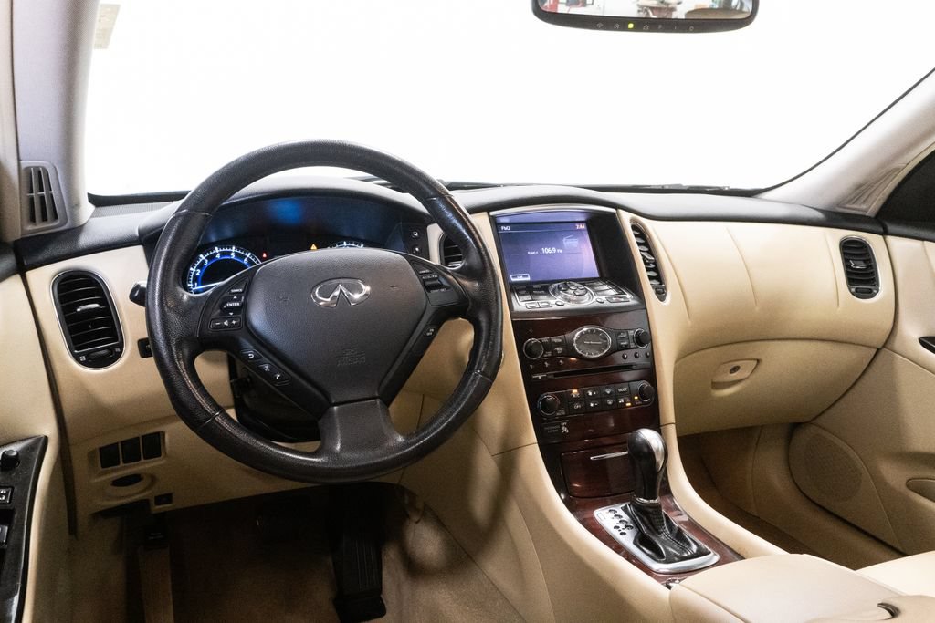 Used 2017 INFINITI QX50 AWD w/ Premium Plus Package image 15