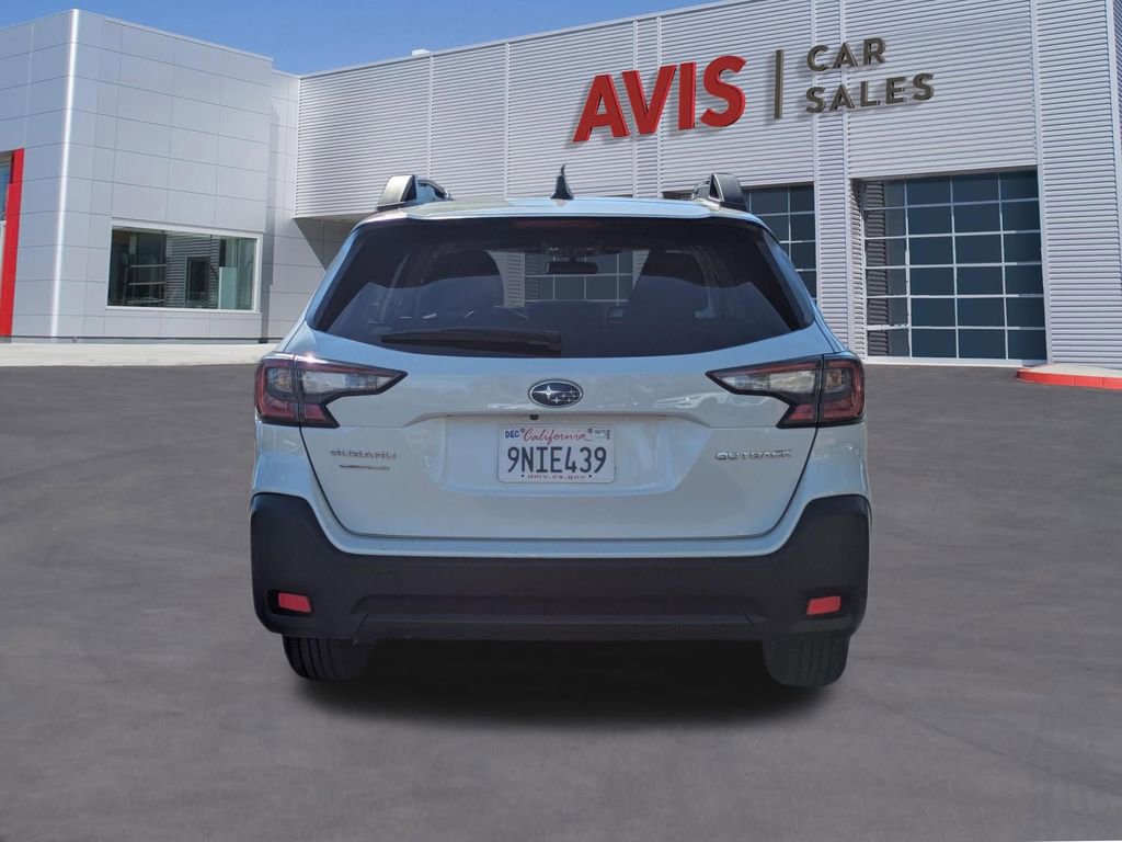 Used 2025 Subaru Outback Premium image 7