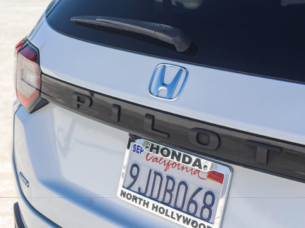 Certified 2023 Honda Pilot Elite image 8