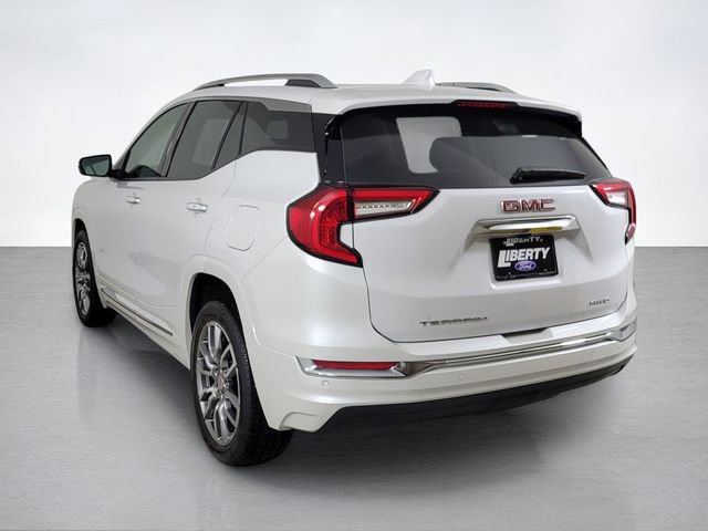 Used 2024 GMC Terrain Denali w/ LPO, Cargo Package image 5