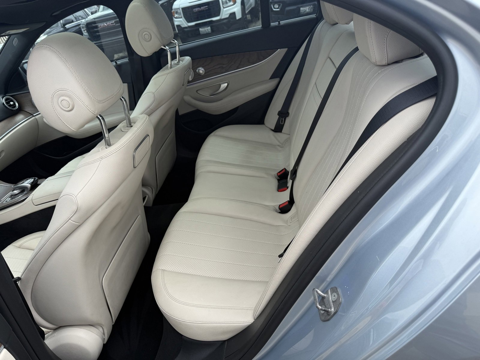 Used 2018 Mercedes-Benz E 300 image 15