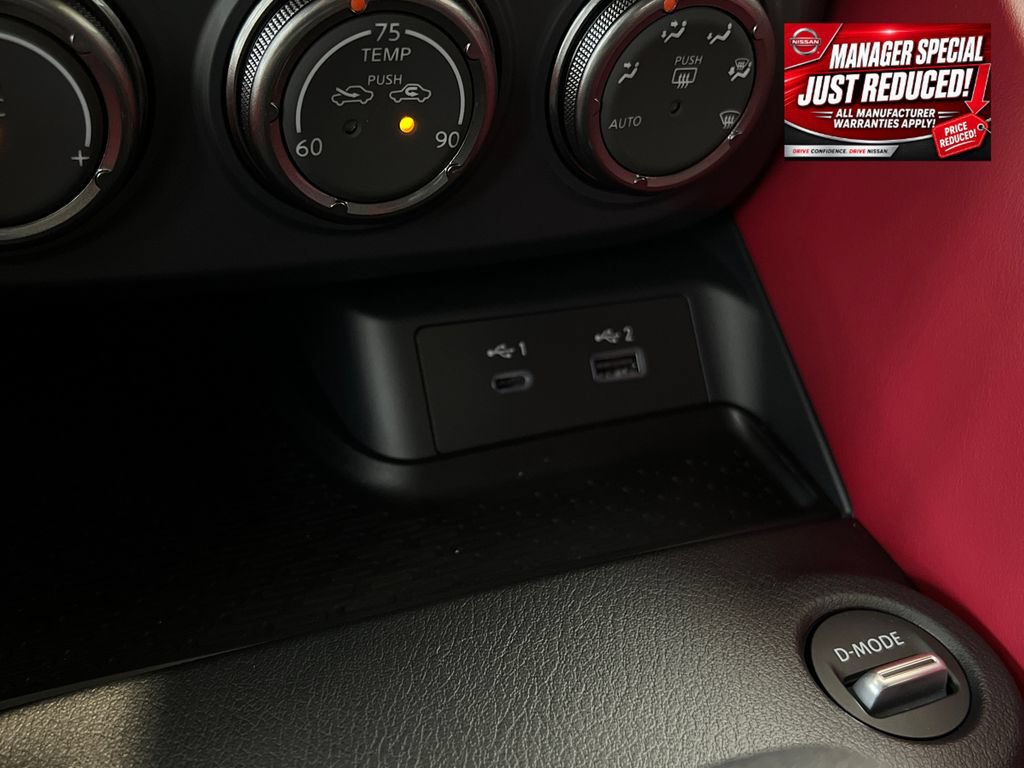 New 2025 Nissan Z Performance w/ Floor Mat Package RWD image 23