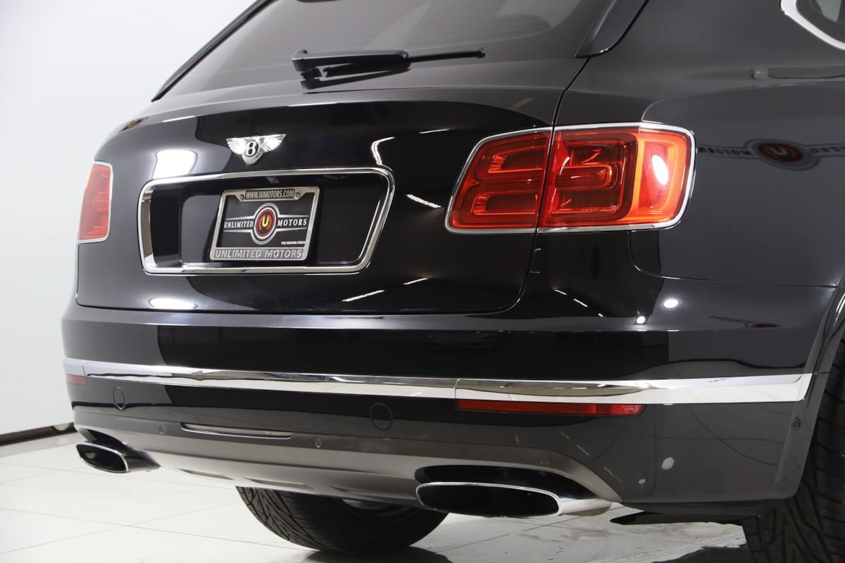 Used 2018 Bentley Bentayga AWD/4WD image 59