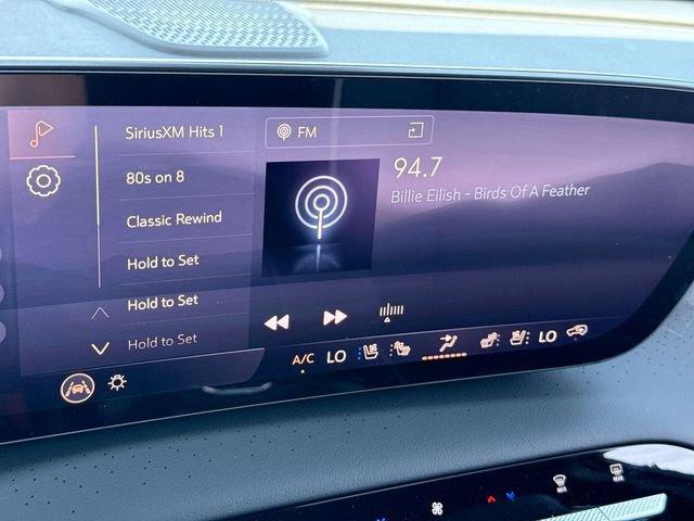 New 2027 Buick Enclave Avenir w/ LPO, Floor Liner Package FWD image 16
