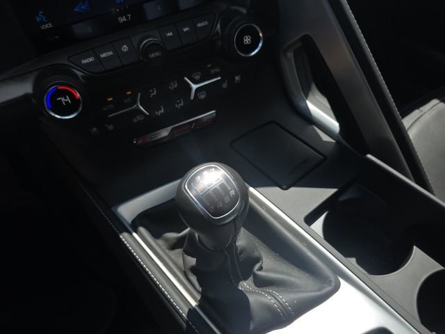 Used 2015 Chevrolet Corvette Z06 w/ 3LZ Preferred Equipment Group RWD image 20