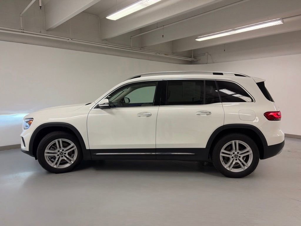 Certified 2022 Mercedes-Benz GLB 250 4MATIC image 4