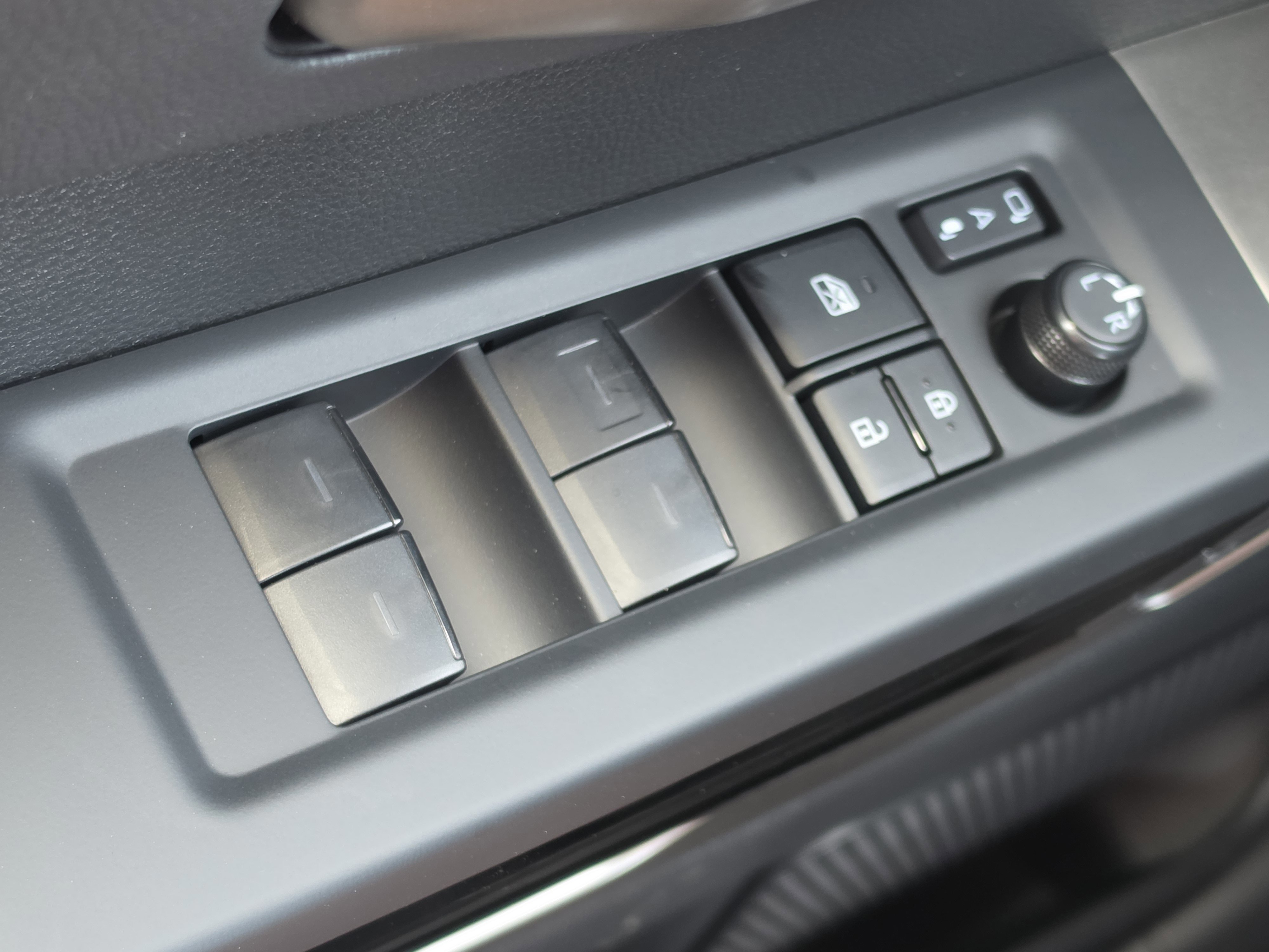 Certified 2025 Toyota Tundra Limited w/ TRD Off-Road Package image 13