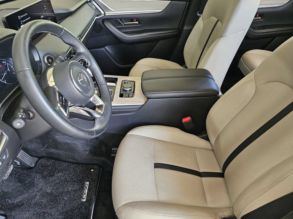 Certified 2026 MAZDA CX-90 3.3 Turbo w/ Preferred Package AWD/4WD image 9