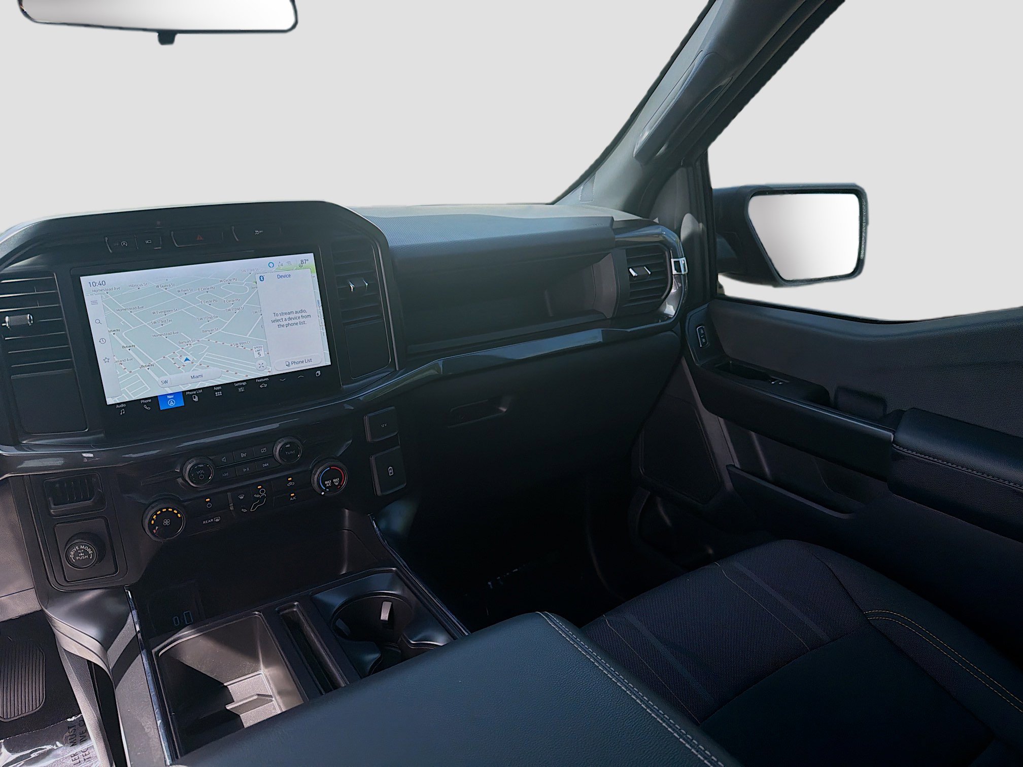 Used 2024 Ford F150 STX image 22