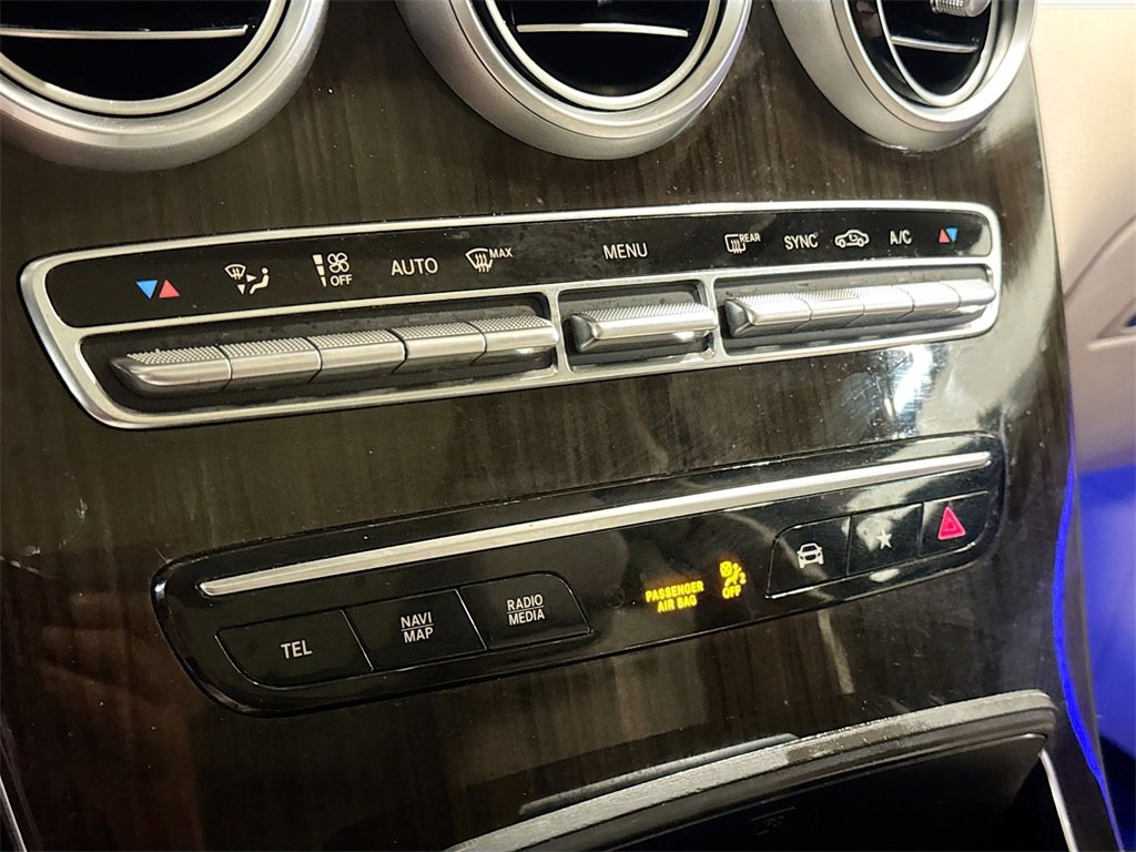 Used 2021 Mercedes-Benz GLC 300 4MATIC image 14