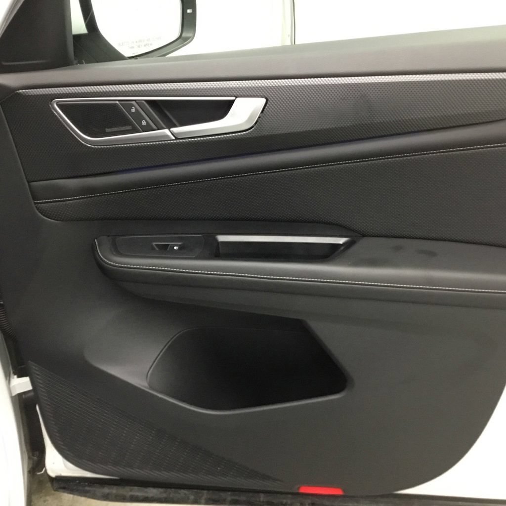 Used 2024 Volkswagen Atlas Cross Sport SEL Premium R-Line AWD/4WD image 46