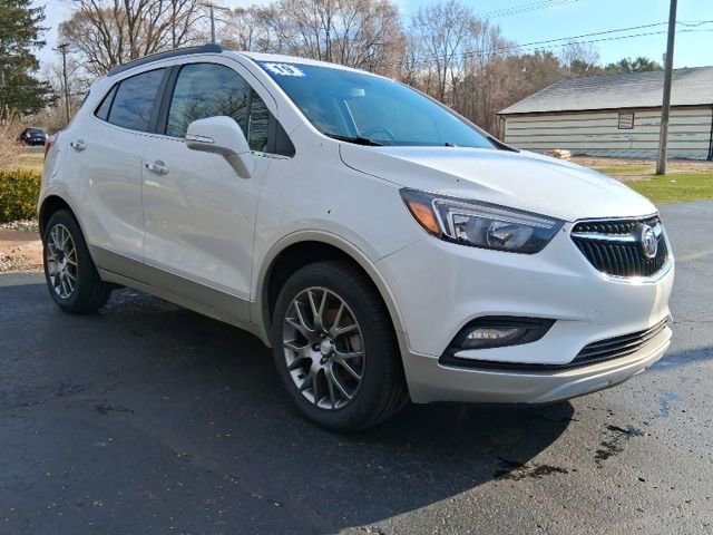 Used 2019 Buick Encore Sport Touring AWD/4WD image 6