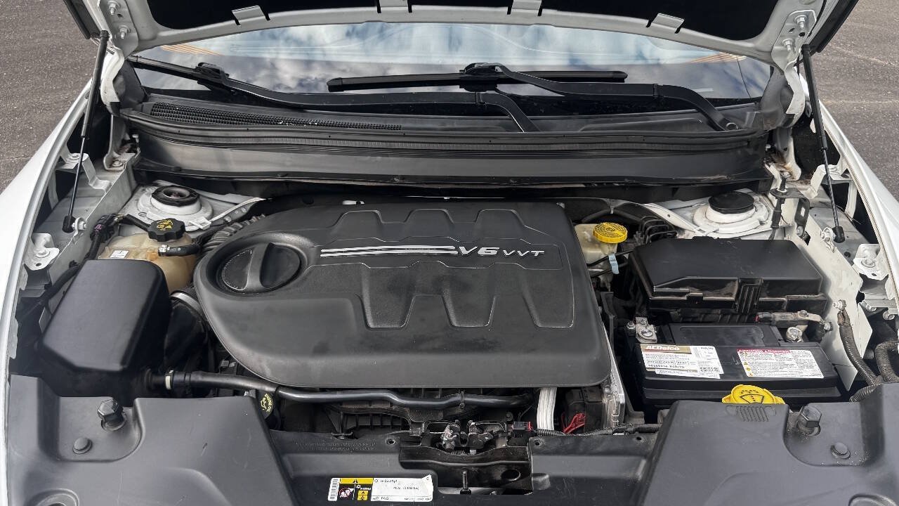 Used 2017 Jeep Cherokee Limited AWD/4WD image 21