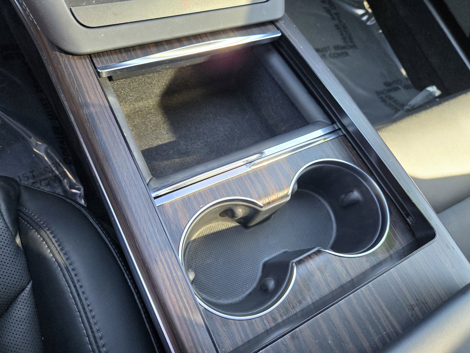 Used 2023 Tesla Model S AWD/4WD image 25