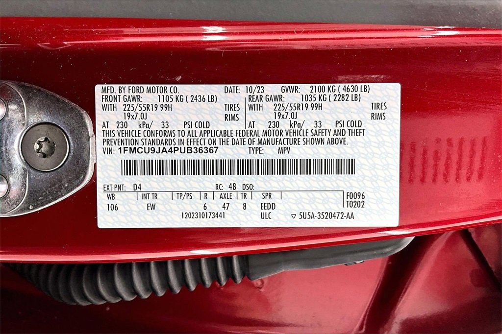 Used 2023 Ford Escape Platinum image 35