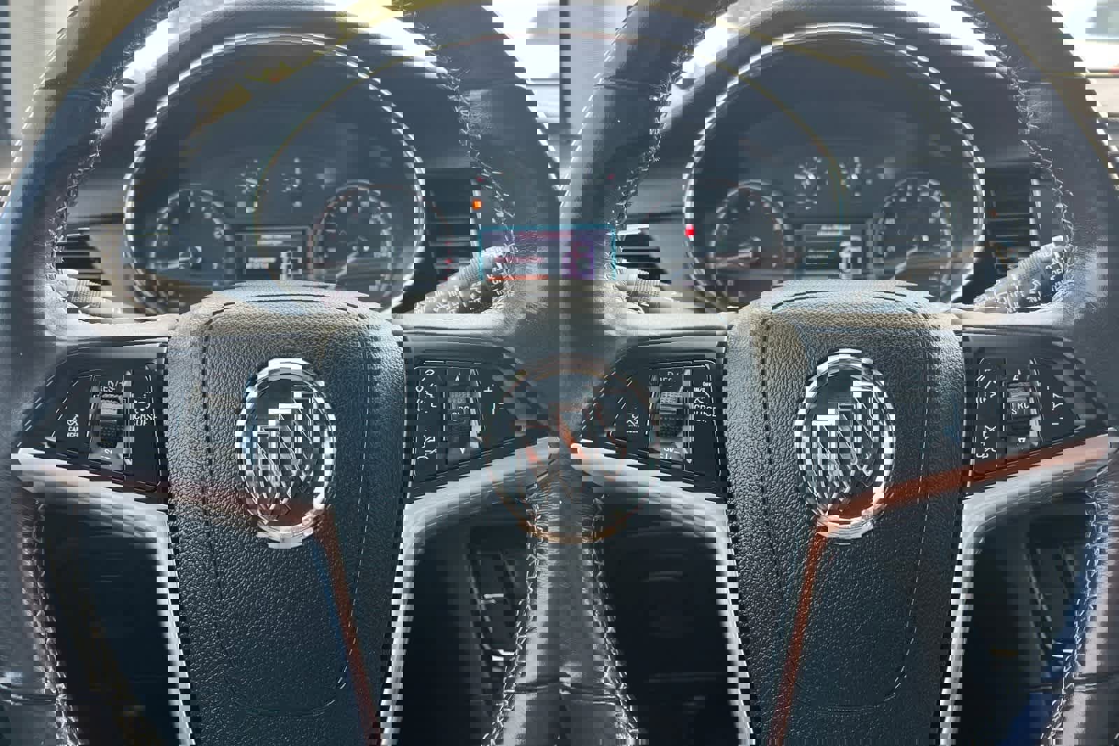 Used 2019 Buick Encore Preferred image 28