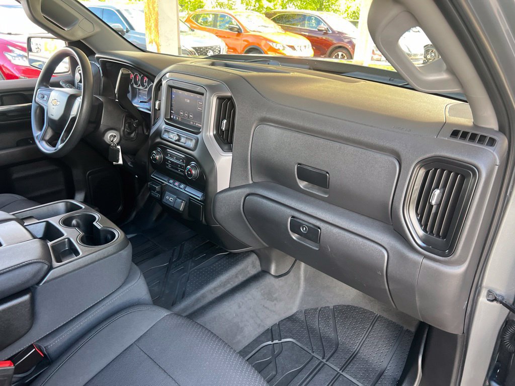 Used 2021 Chevrolet Silverado 1500 Custom AWD/4WD image 19