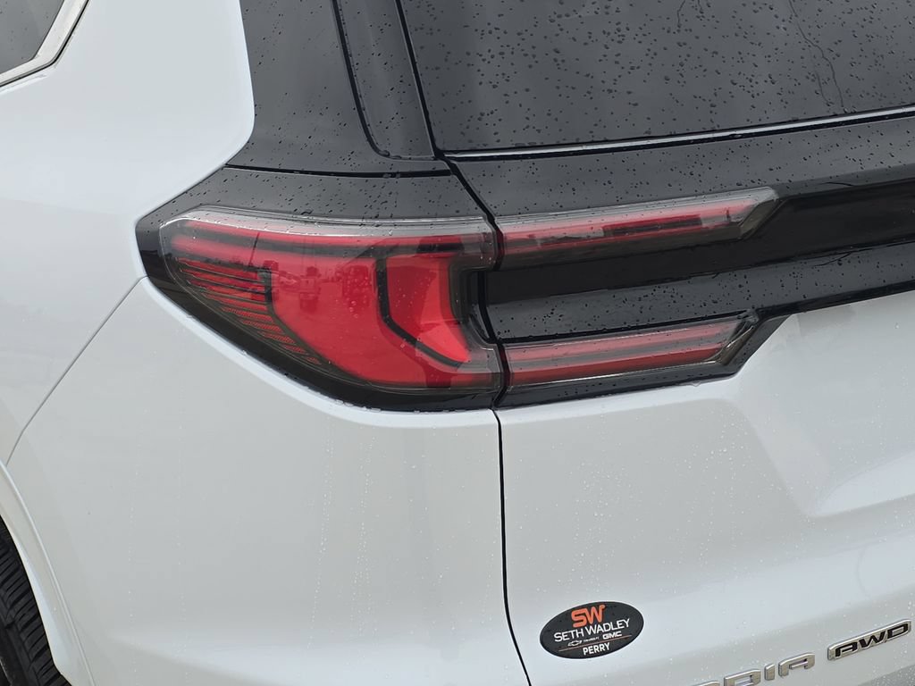 New 2026 GMC Acadia Denali Ultimate w/ LPO, Floor Liner Package AWD/4WD image 35