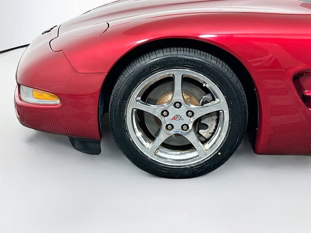 Used 2004 Chevrolet Corvette Convertible w/ Preferred Equipment Group image 25