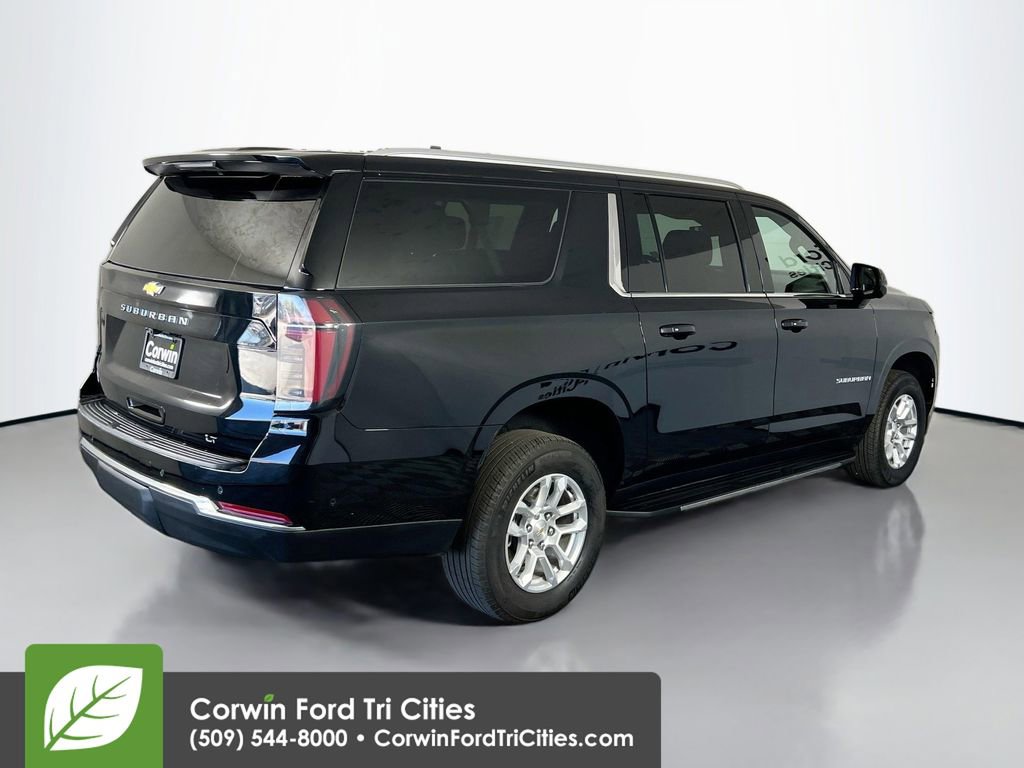 Used 2025 Chevrolet Suburban LT image 16