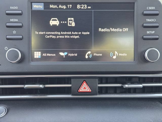 Certified 2025 Hyundai Elantra Hybrid FWD image 16