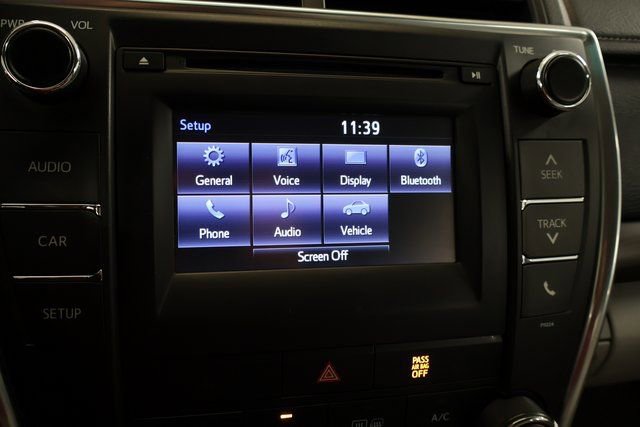 Used 2016 Toyota Camry XLE image 21