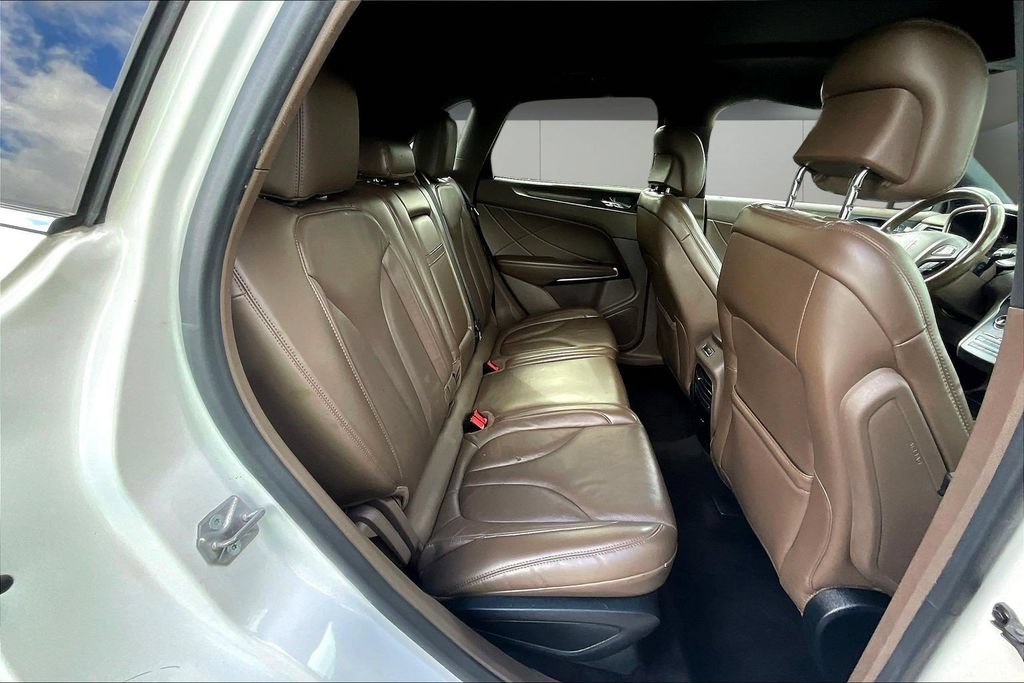 Used 2018 Lincoln MKC Reserve w/ Lincoln MKC Climate Package AWD/4WD image 24