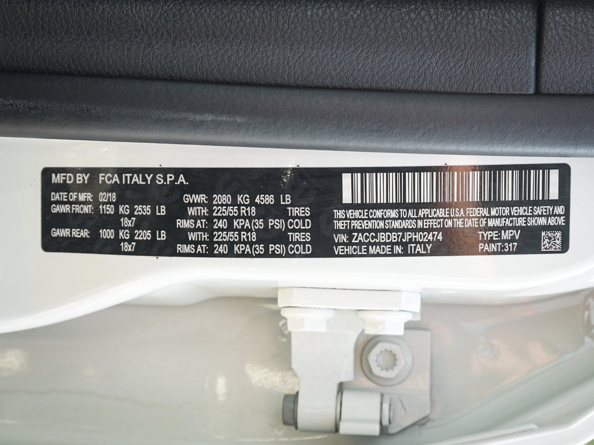 Used 2018 Jeep Renegade Limited w/ UConnect 8.4 Nav Group AWD/4WD image 36