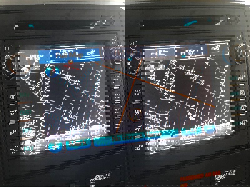 Used 2008 Buick Enclave CXL w/ Entertainment Package #3 image 35