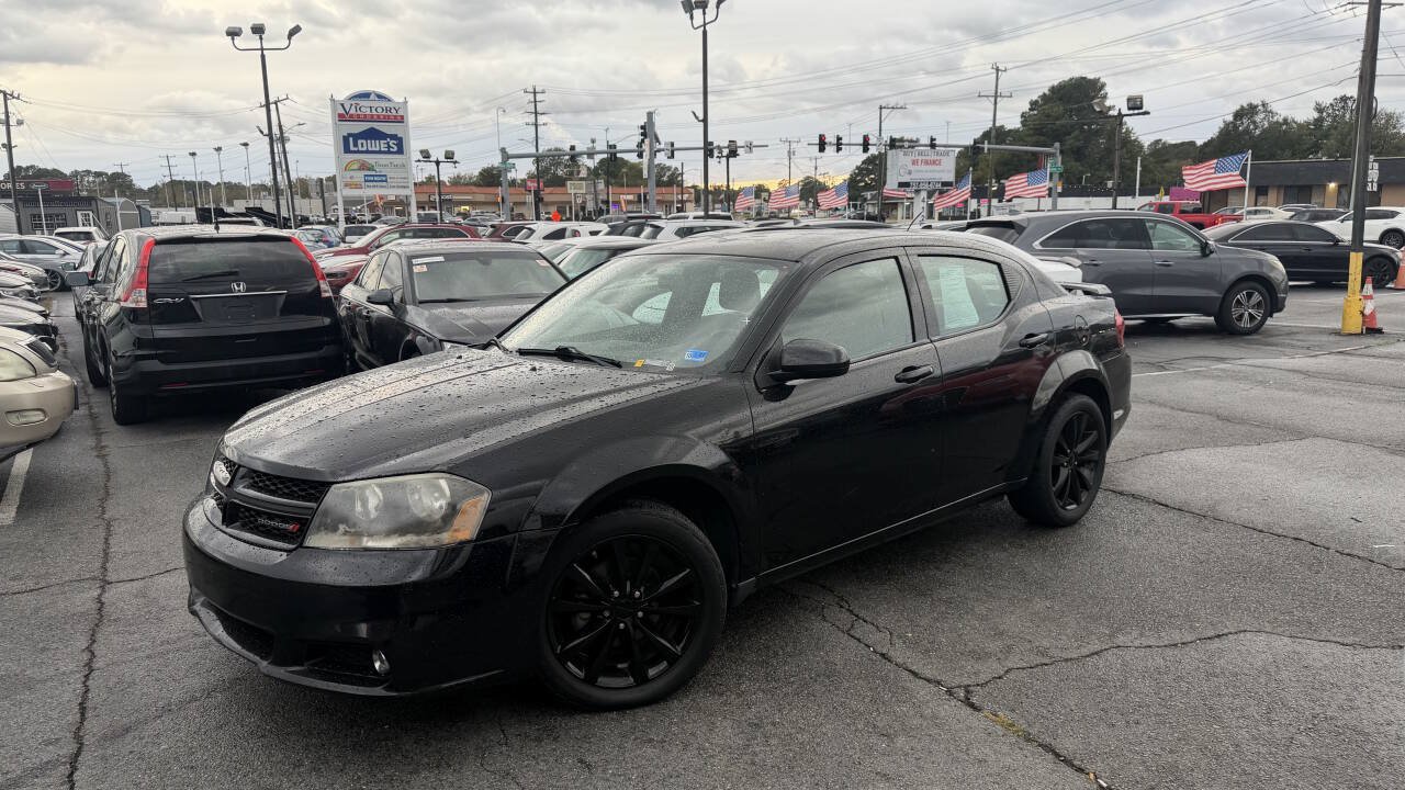 Used 2013 Dodge Avenger SXT w/ Blacktop Pkg